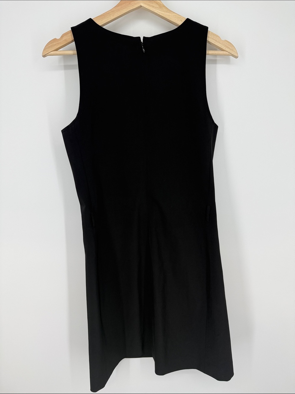Theory Black Sleeveless Mini Shift Dress Size 6 - Picture 3 of 6